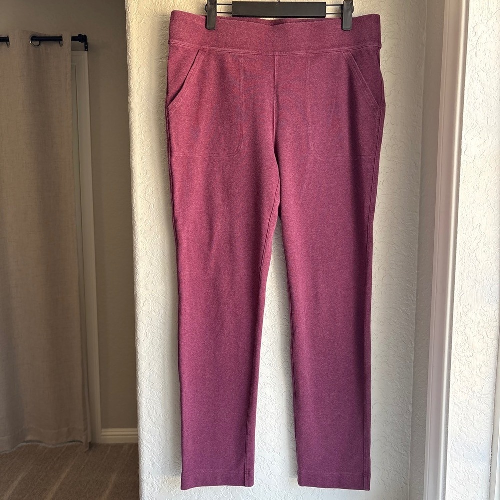 Duluth Trading Co Women M 29 Pants Purple Cotton Blend Stretch Pockets Mid Rise